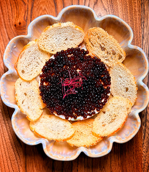 Форшмак с хлебными чипсами