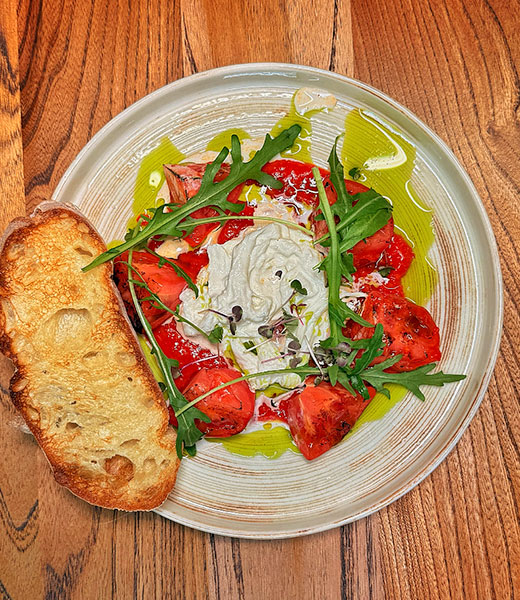 Томаты со страчетеллой